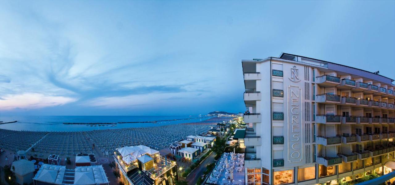 Hotel Negresco Cattolica Ngoại thất bức ảnh