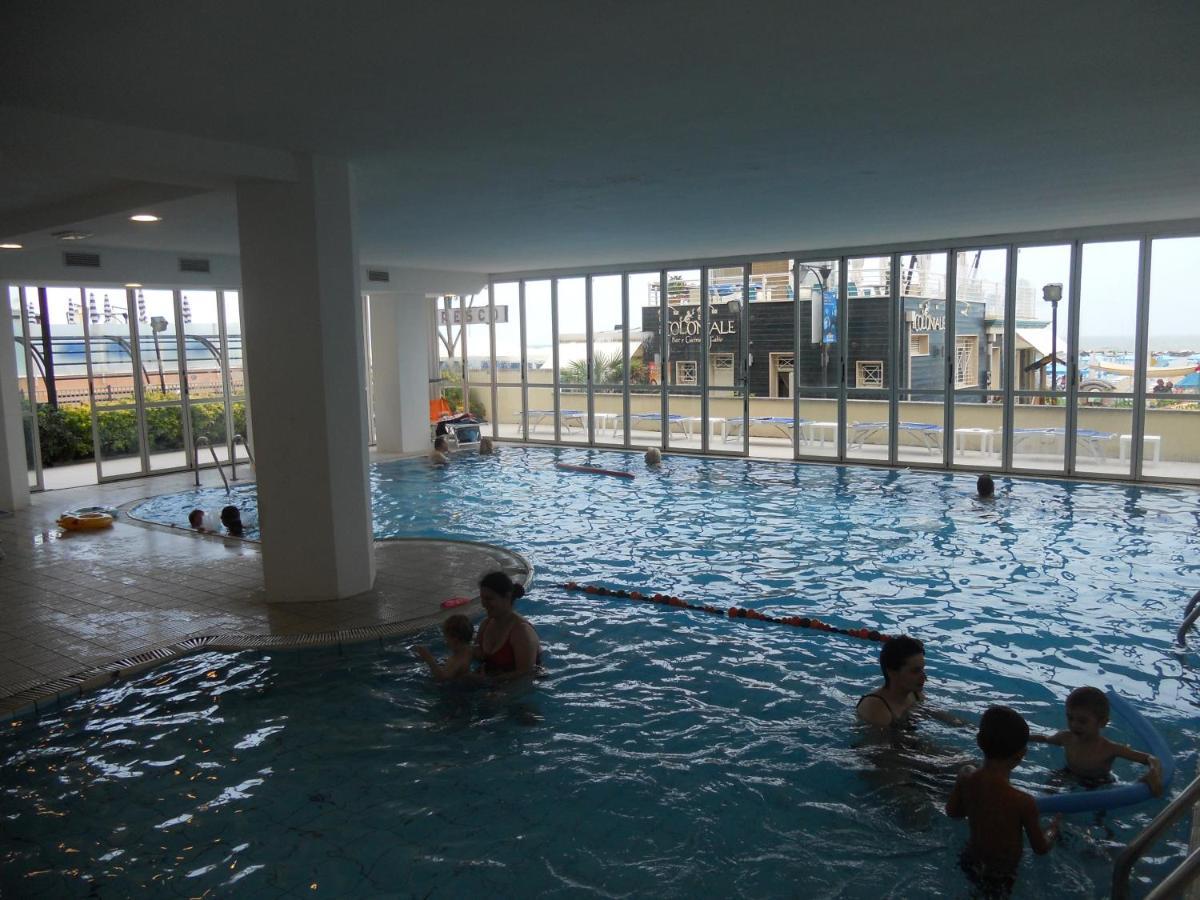 Hotel Negresco Cattolica Ngoại thất bức ảnh