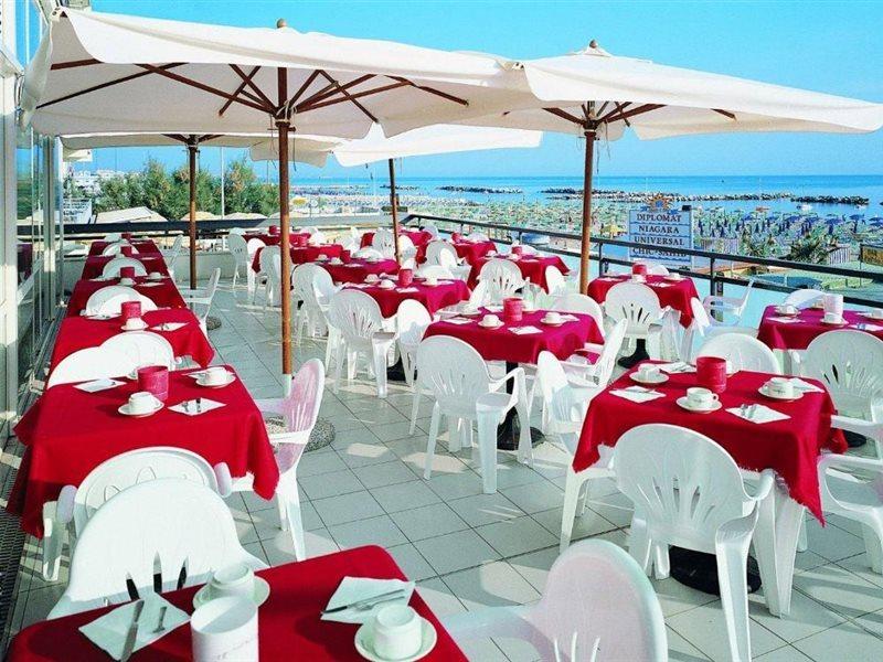 Hotel Negresco Cattolica Ngoại thất bức ảnh