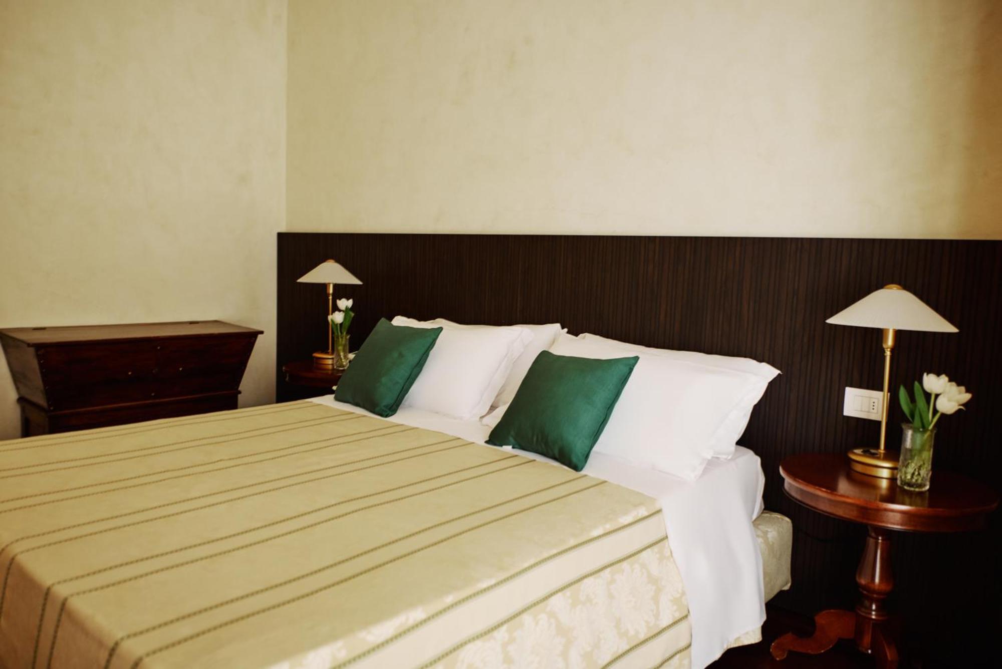 Hotel Negresco Cattolica Ngoại thất bức ảnh